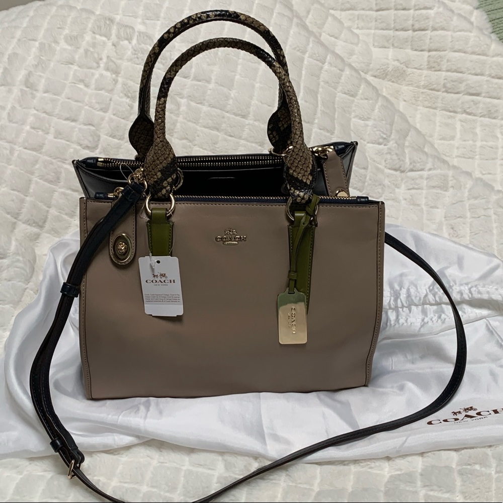 Coach CLBRL MXD CROSBY rare authentic multi-color GORGEOUS! Tags attached 👛👍